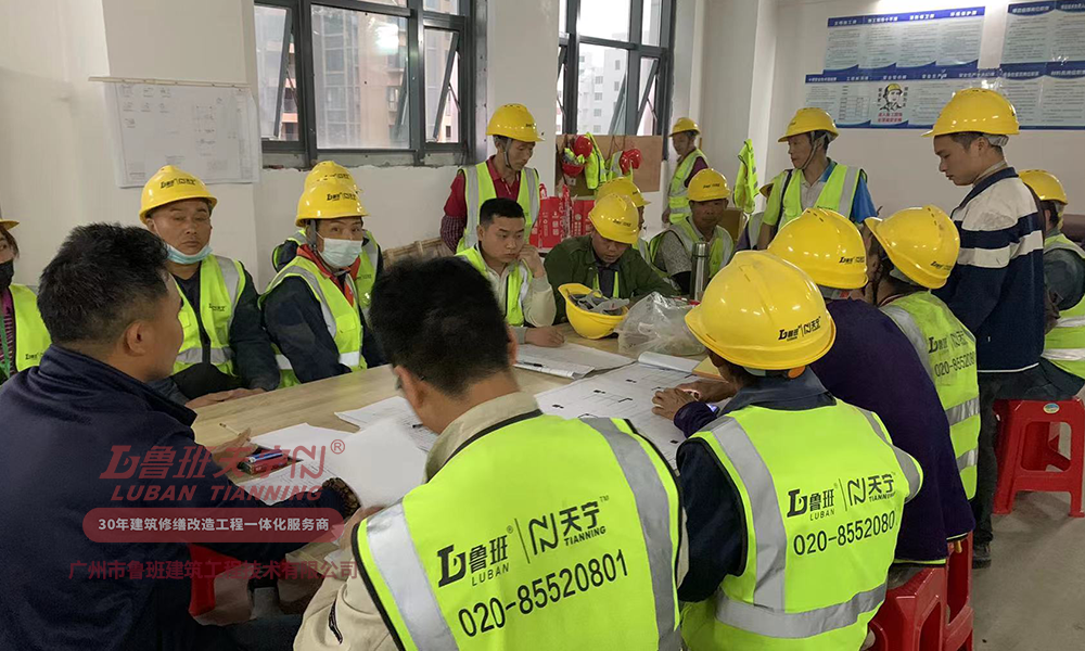 中山石歧万象汇商业广场结构改造工程（大量加建扶梯、电梯、楼梯）